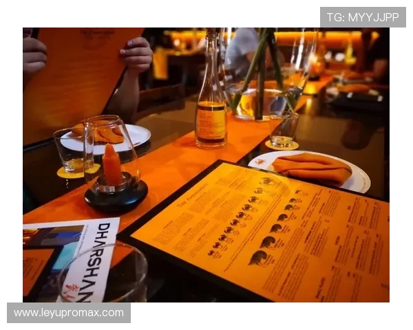 唐佳豪训练完直接打车去米其林三星，这自律和享受也太割裂了